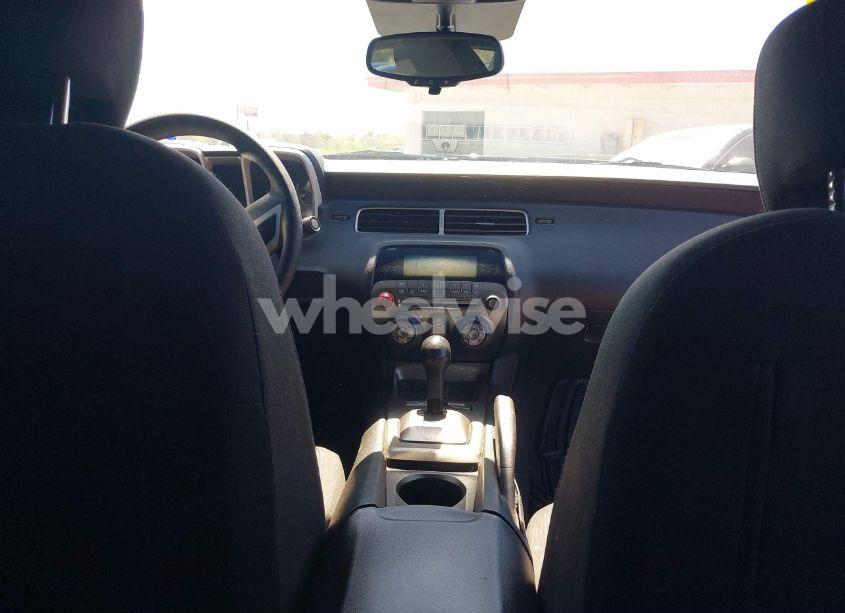 Photo 17 of 2011 Chevrolet Camaro 1LT (VIN 2G1FB1EDXB9161558)