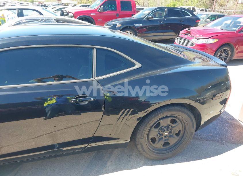 Photo 6 of 2011 Chevrolet Camaro 1LT (VIN 2G1FB1EDXB9161558)