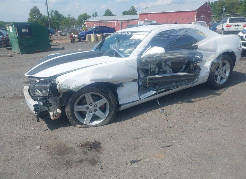 Photo 6 of 2011 Chevrolet Camaro 1LT (VIN 2G1FB1EDXB9171524)