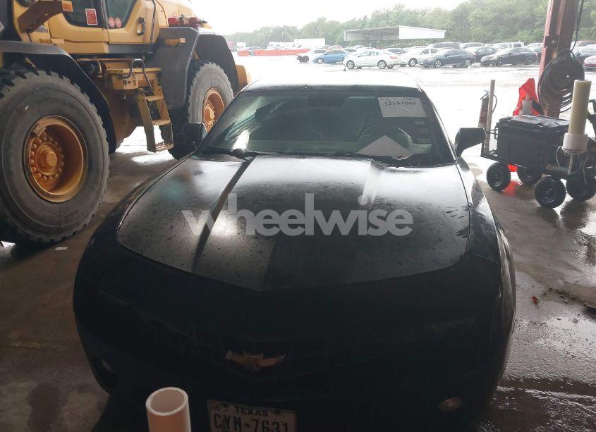 Photo 12 of 2011 Chevrolet Camaro 1LT (VIN 2G1FB1EDXB9180191)