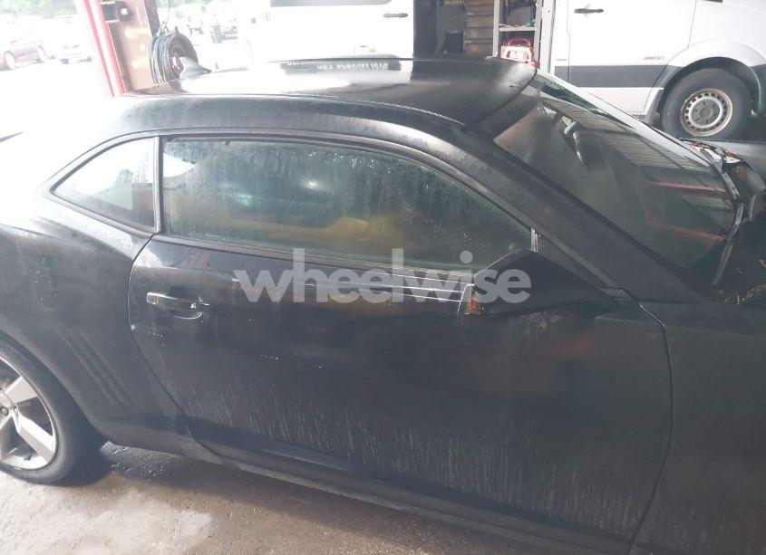 Photo 13 of 2011 Chevrolet Camaro 1LT (VIN 2G1FB1EDXB9180191)