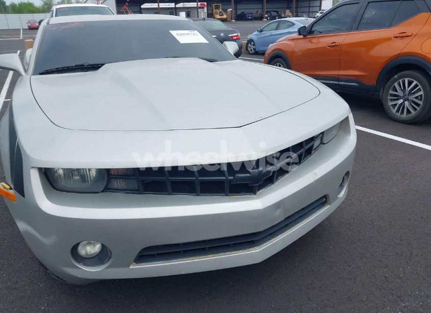 Photo 12 of 2010 Chevrolet Camaro 1LT (VIN 2G1FB1EV0A9106768)