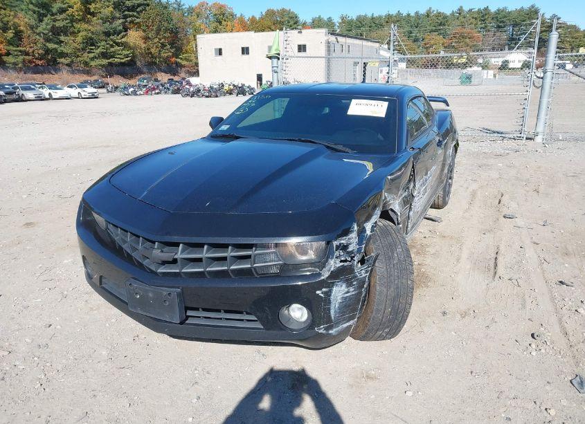 Photo 2 of 2010 Chevrolet Camaro 1LT (VIN 2G1FB1EV0A9193331)