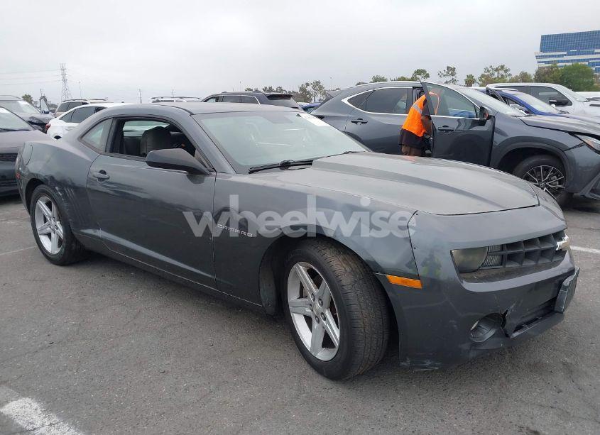 2010 Chevrolet Camaro 1LT (VIN 2G1FB1EV6A9217132) main photo