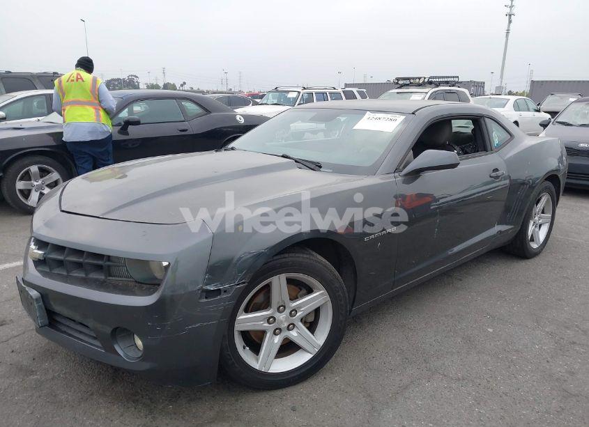Photo 2 of 2010 Chevrolet Camaro 1LT (VIN 2G1FB1EV6A9217132)