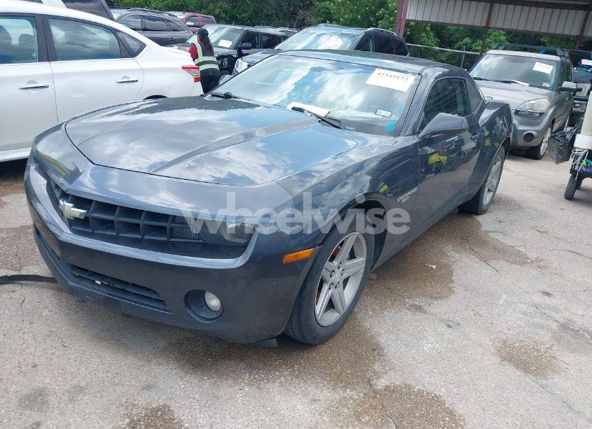 Photo 2 of 2010 Chevrolet Camaro 1LT (VIN 2G1FB1EV7A9228317)