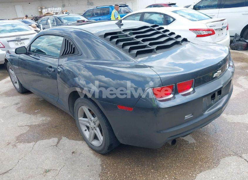 Photo 3 of 2010 Chevrolet Camaro 1LT (VIN 2G1FB1EV7A9228317)