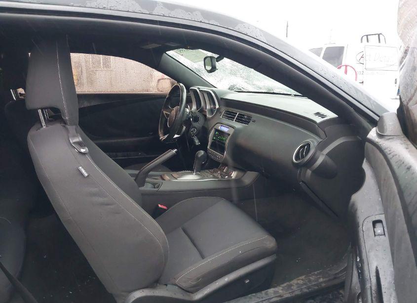 Photo 5 of 2010 Chevrolet Camaro 1LT (VIN 2G1FB1EV9A9217724)