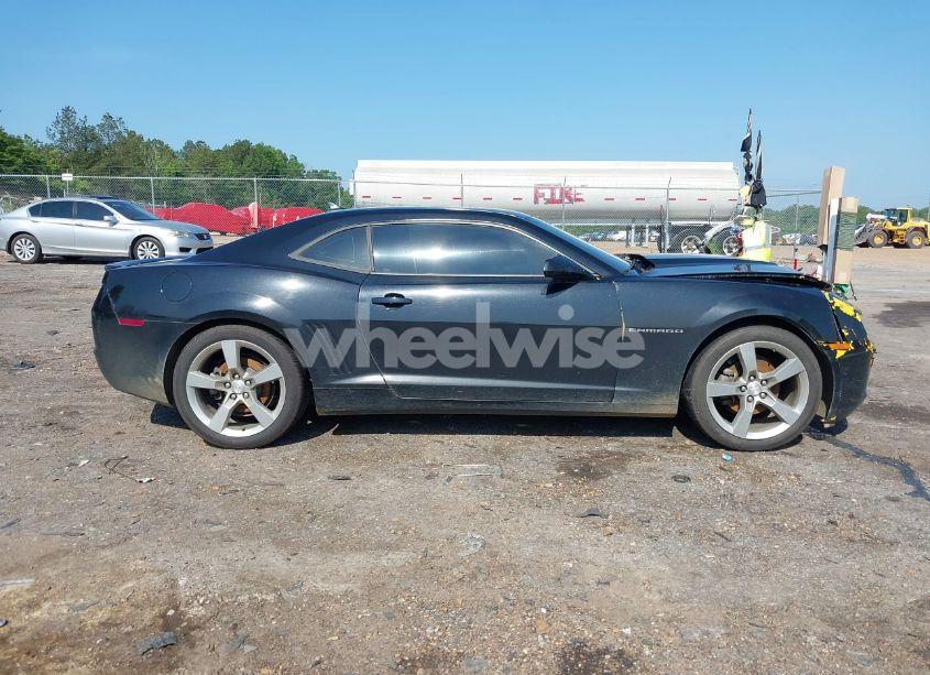 Photo 13 of 2010 Chevrolet Camaro 1LT (VIN 2G1FB1EVXA9209986)