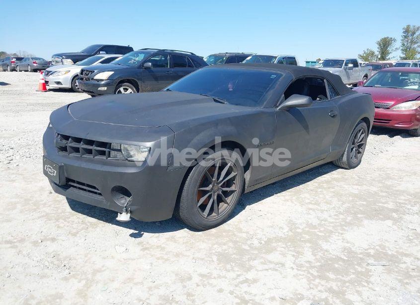 Photo 2 of 2013 Chevrolet Camaro 1LT (VIN 2G1FB3D30D9233567)