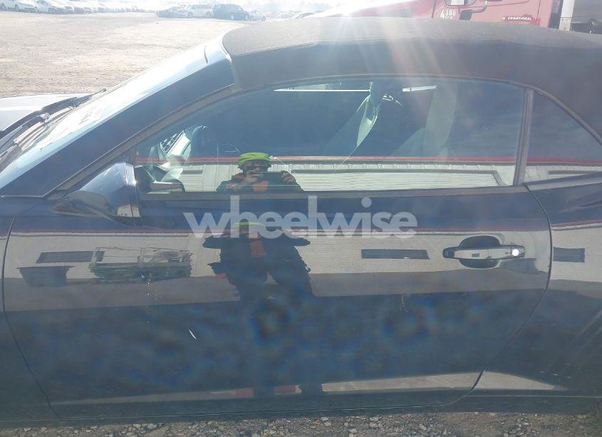 Photo 15 of 2012 Chevrolet Camaro 1LT (VIN 2G1FB3D33C9124616)