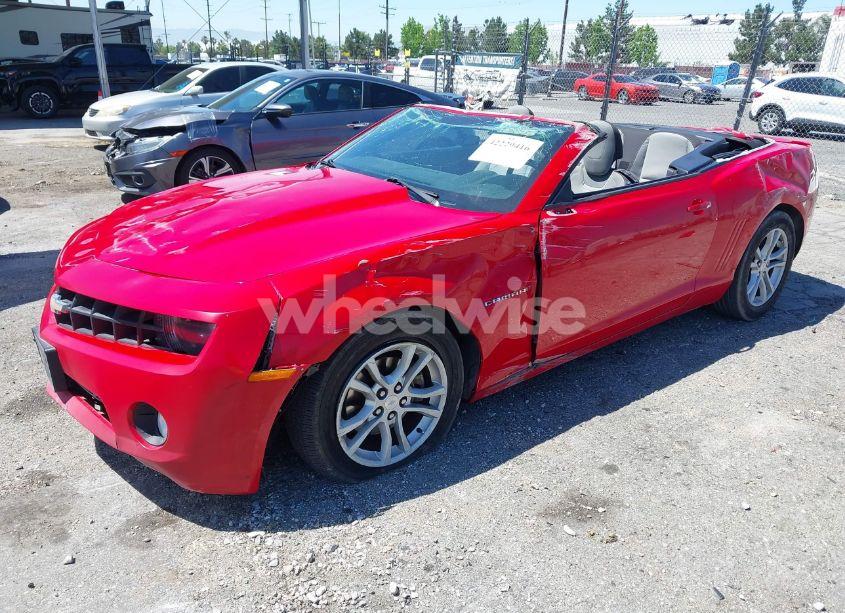 Photo 2 of 2013 Chevrolet Camaro 1LT (VIN 2G1FB3D34D9104778)