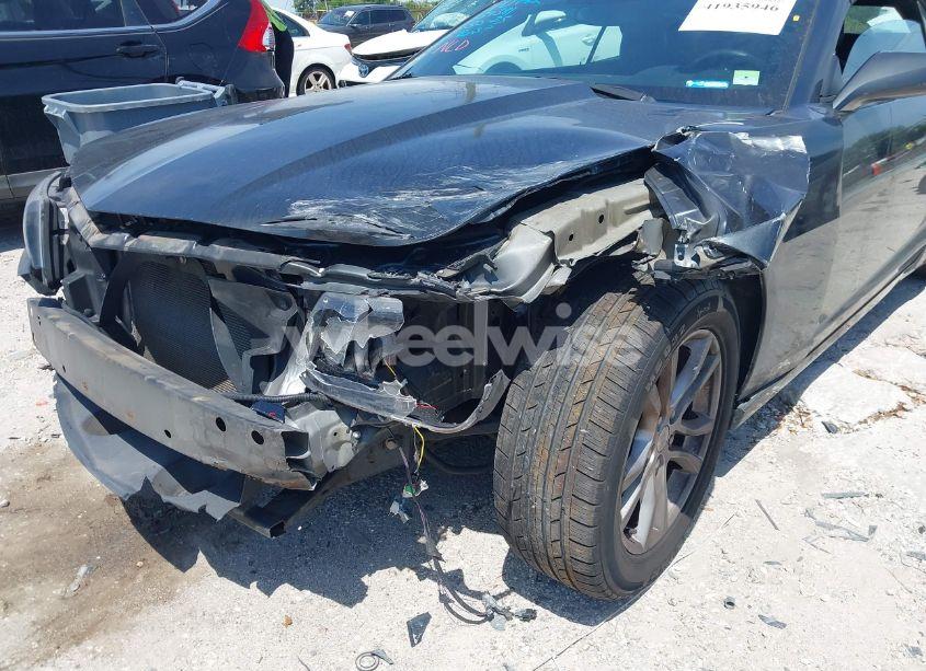 Photo 6 of 2014 Chevrolet Camaro 1LT (VIN 2G1FB3D38E9140118)