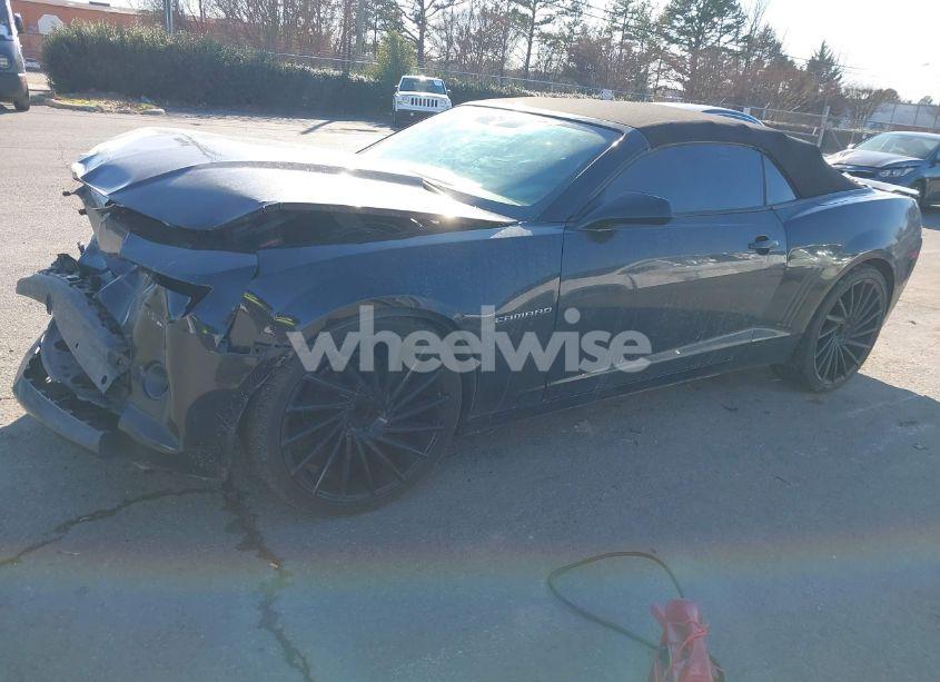 Photo 2 of 2014 Chevrolet Camaro 1LT (VIN 2G1FB3D39E9310468)