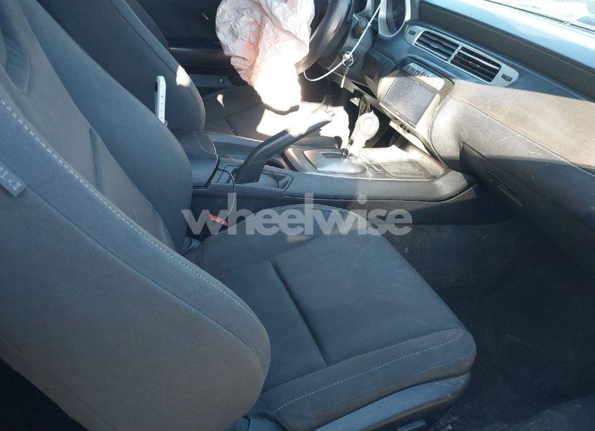 Photo 5 of 2014 Chevrolet Camaro 1LT (VIN 2G1FB3D39E9310468)