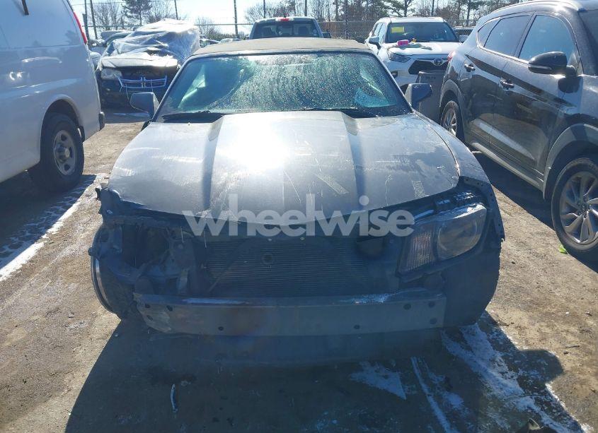 Photo 13 of 2011 Chevrolet Camaro 1LT (VIN 2G1FB3DD1B9164393)
