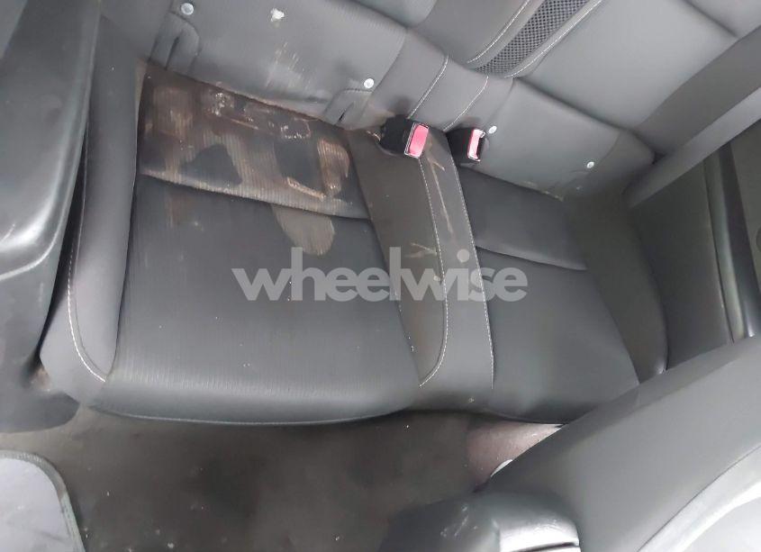 Photo 8 of 2011 Chevrolet Camaro 1LT (VIN 2G1FB3DD1B9186510)