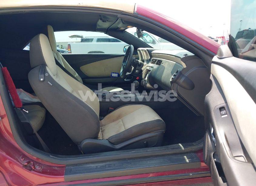 Photo 5 of 2011 Chevrolet Camaro 1LT (VIN 2G1FB3DD7B9171493)