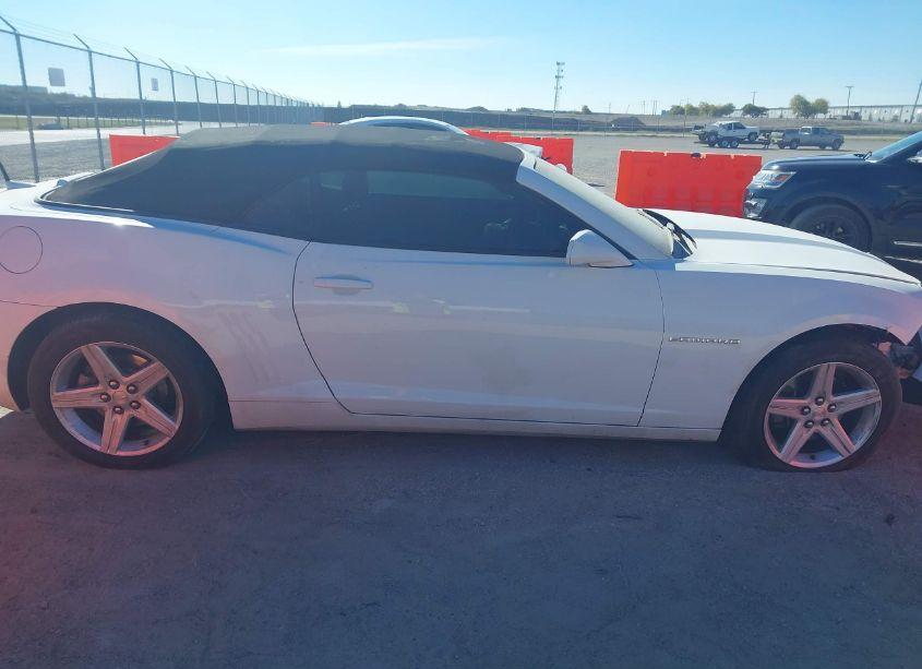 Photo 13 of 2011 Chevrolet Camaro 1LT (VIN 2G1FB3DD8B9205487)