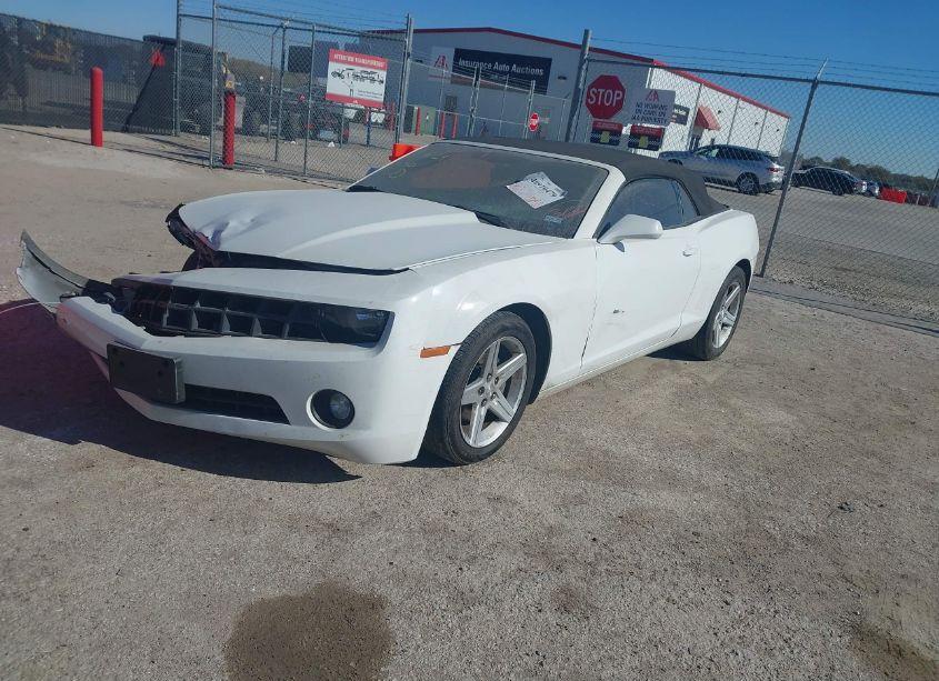 Photo 2 of 2011 Chevrolet Camaro 1LT (VIN 2G1FB3DD8B9205487)