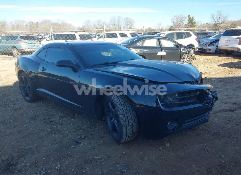 2013 Chevrolet Camaro 2LT (VIN 2G1FC1E30D9145795) main photo