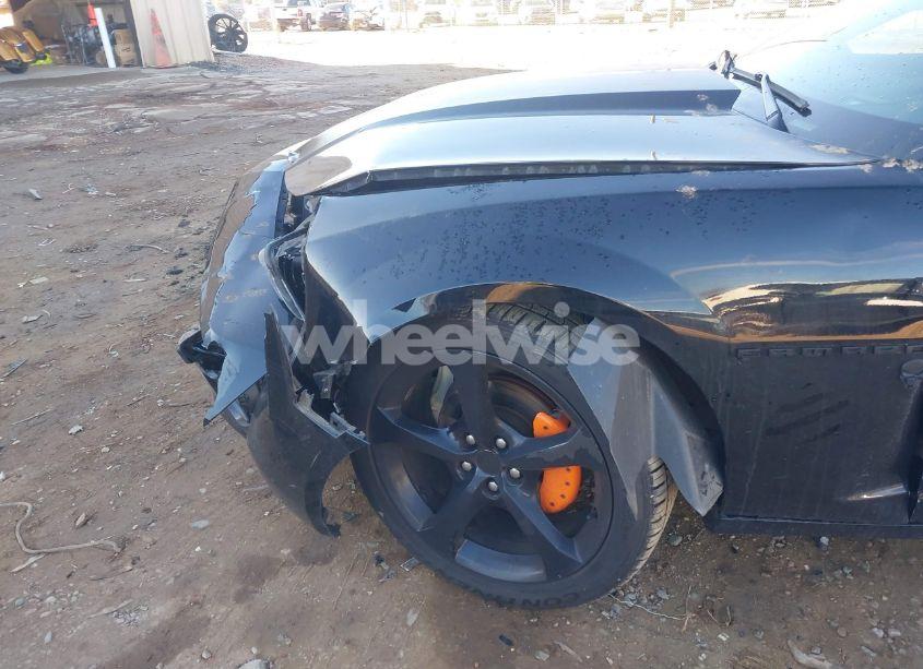 Photo 18 of 2013 Chevrolet Camaro 2LT (VIN 2G1FC1E30D9145795)