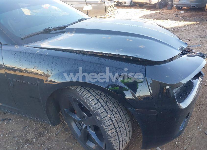 Photo 19 of 2013 Chevrolet Camaro 2LT (VIN 2G1FC1E30D9145795)