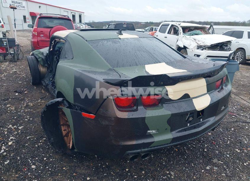 Photo 3 of 2013 Chevrolet Camaro 2LT (VIN 2G1FC1E30D9230748)