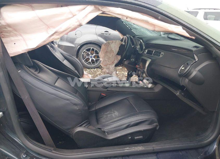 Photo 5 of 2013 Chevrolet Camaro 2LT (VIN 2G1FC1E30D9230748)