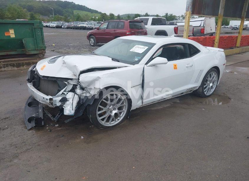 Photo 2 of 2014 Chevrolet Camaro 2LT (VIN 2G1FC1E31E9297635)