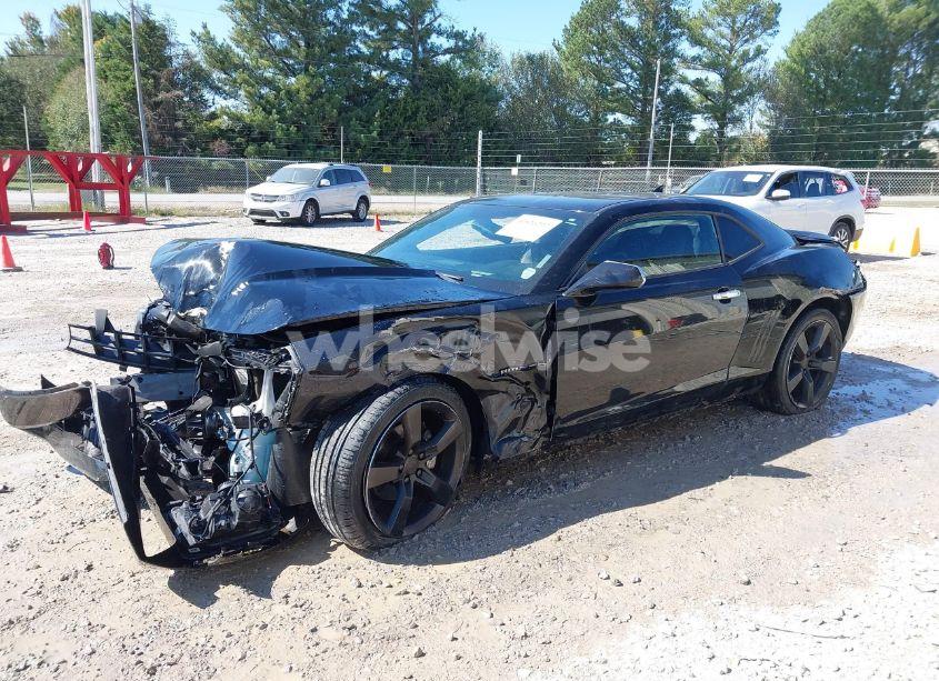 Photo 2 of 2012 Chevrolet Camaro 2LT (VIN 2G1FC1E33C9124812)