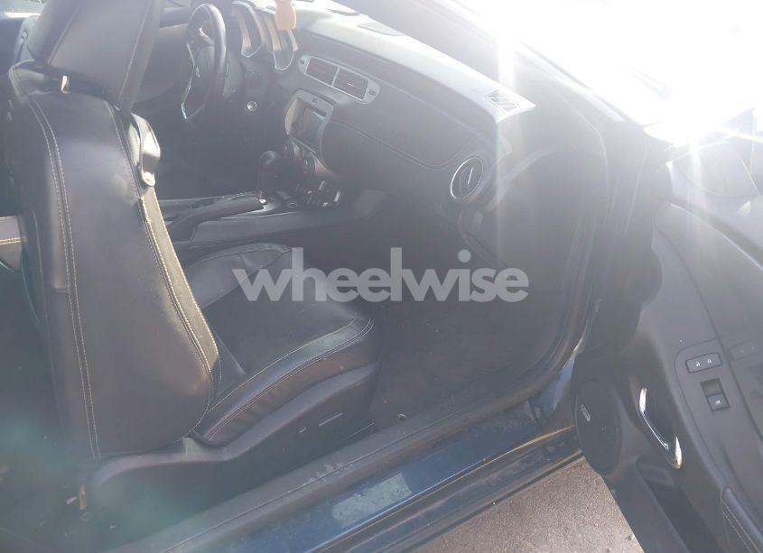 Photo 5 of 2012 Chevrolet Camaro 2LT (VIN 2G1FC1E33C9159947)