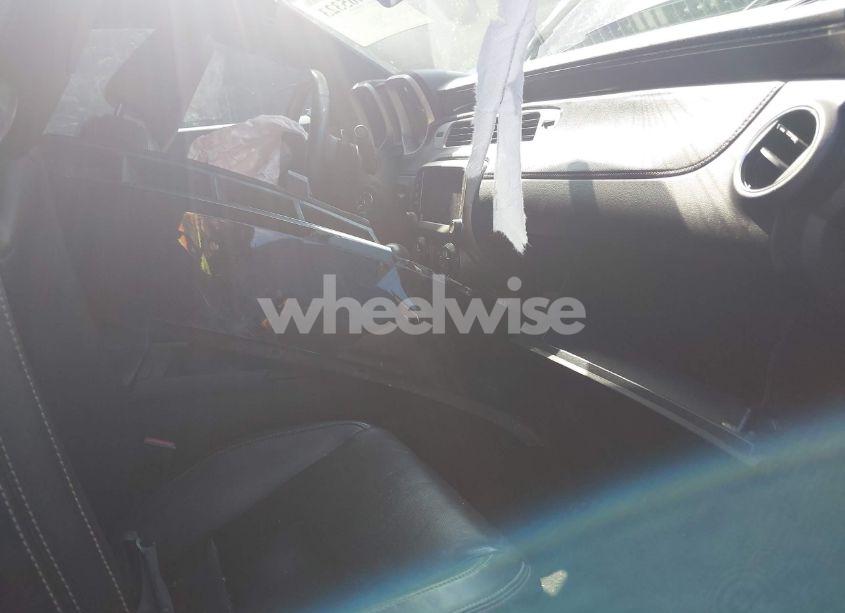 Photo 5 of 2014 Chevrolet Camaro 2LT (VIN 2G1FC1E33E9173348)