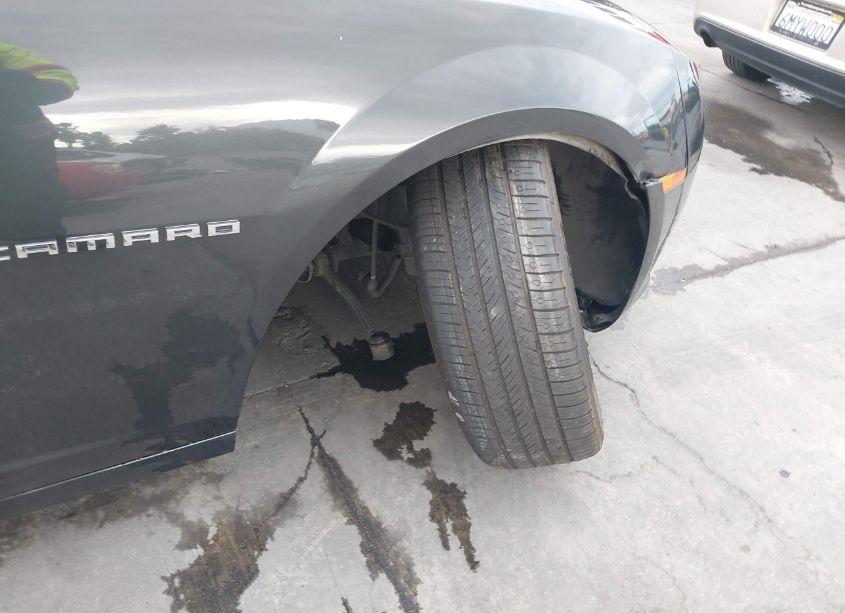 Photo 17 of 2014 Chevrolet Camaro 2LT (VIN 2G1FC1E33E9285289)