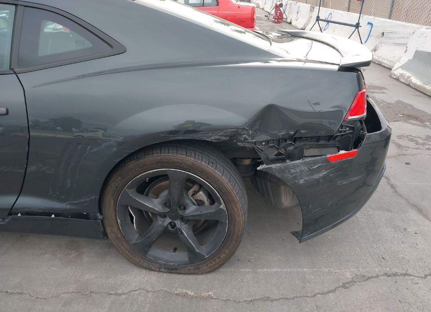 Photo 6 of 2014 Chevrolet Camaro 2LT (VIN 2G1FC1E33E9285289)