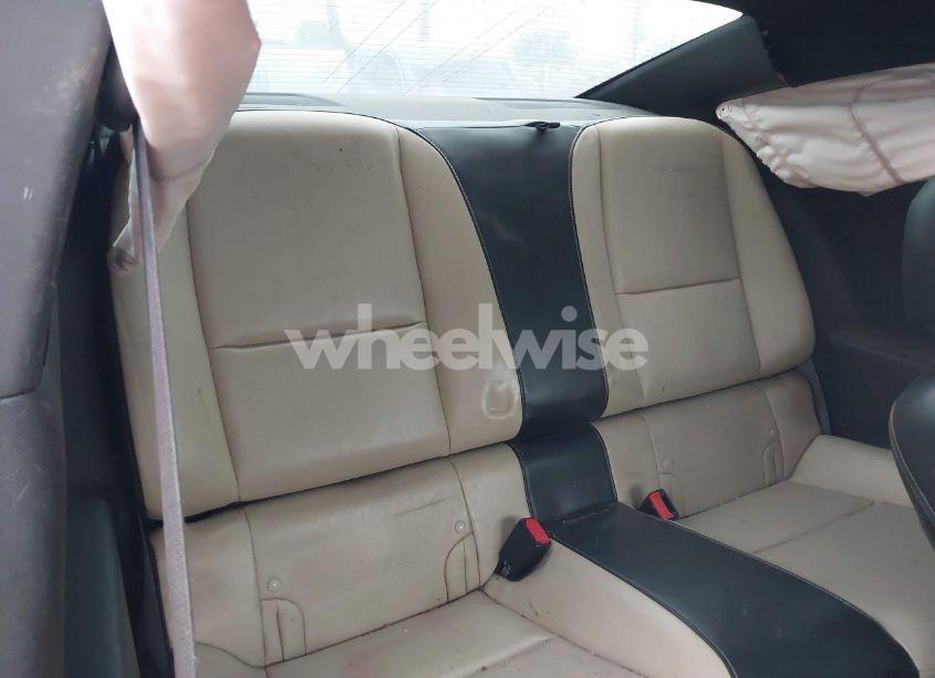 Photo 8 of 2014 Chevrolet Camaro 2LT (VIN 2G1FC1E33E9303693)