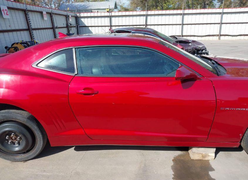 Photo 14 of 2014 Chevrolet Camaro 2LT (VIN 2G1FC1E34E9144375)