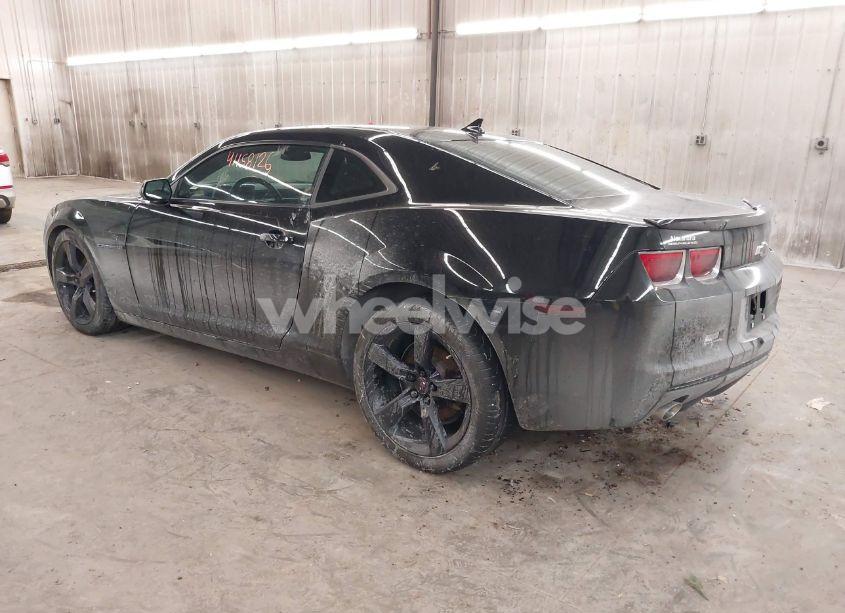 Photo 3 of 2013 Chevrolet Camaro 2LT (VIN 2G1FC1E35D9165315)