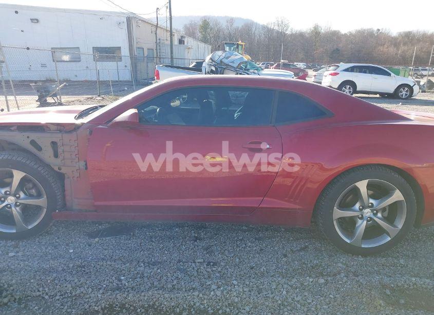 Photo 15 of 2014 Chevrolet Camaro 2LT (VIN 2G1FC1E35E9152033)