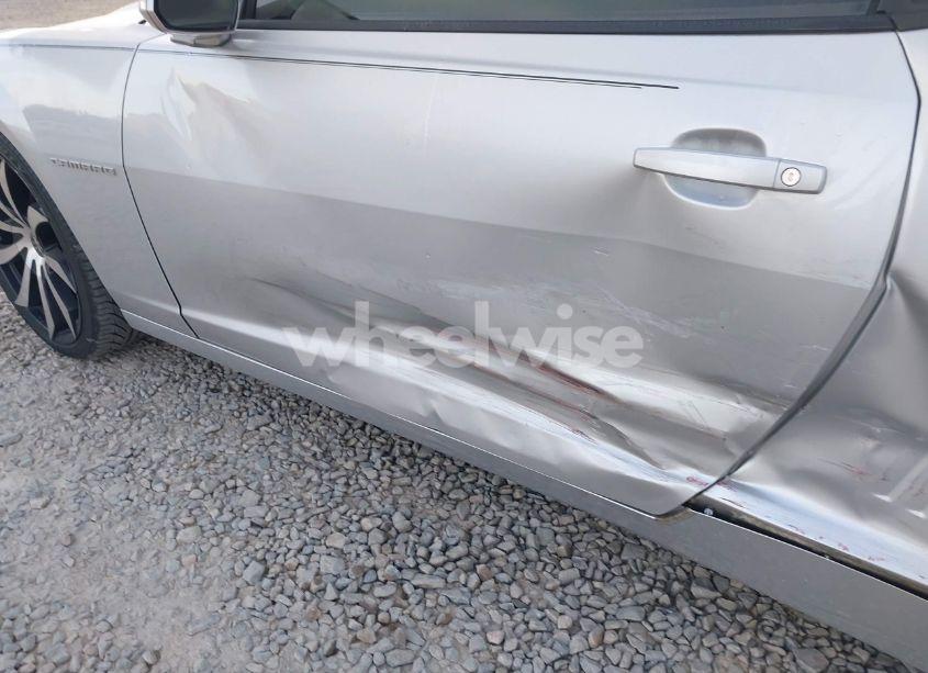 Photo 18 of 2014 Chevrolet Camaro 2LT (VIN 2G1FC1E36E9259754)