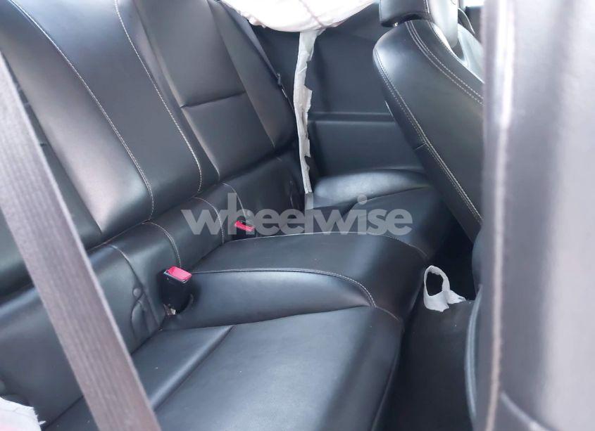 Photo 8 of 2014 Chevrolet Camaro 2LT (VIN 2G1FC1E36E9259754)