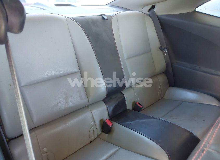 Photo 8 of 2012 Chevrolet Camaro 2LT (VIN 2G1FC1E37C9179375)