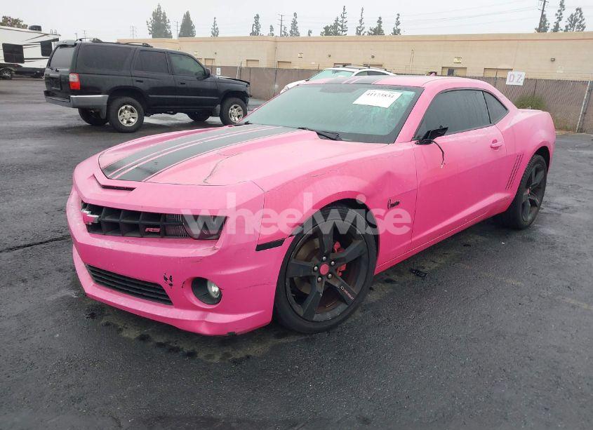 Photo 2 of 2013 Chevrolet Camaro 2LT (VIN 2G1FC1E37D9233498)