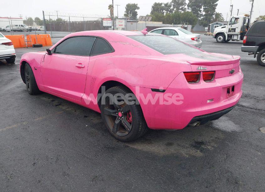 Photo 3 of 2013 Chevrolet Camaro 2LT (VIN 2G1FC1E37D9233498)