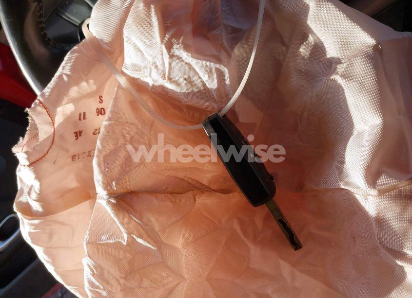 Photo 11 of 2012 Chevrolet Camaro 2LT (VIN 2G1FC1E38C9126586)