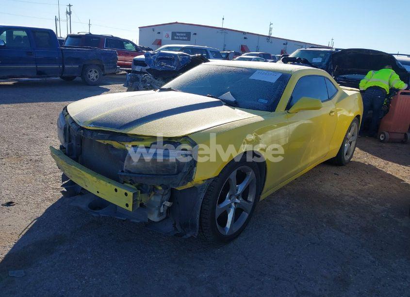 Photo 2 of 2014 Chevrolet Camaro 2LT (VIN 2G1FC1E38E9153306)