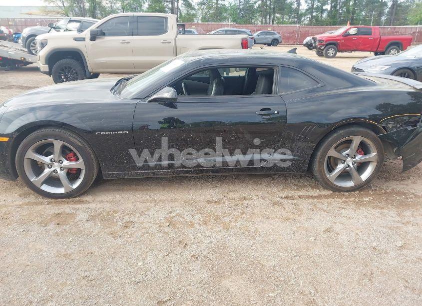 Photo 14 of 2014 Chevrolet Camaro 2LT (VIN 2G1FC1E38E9219031)