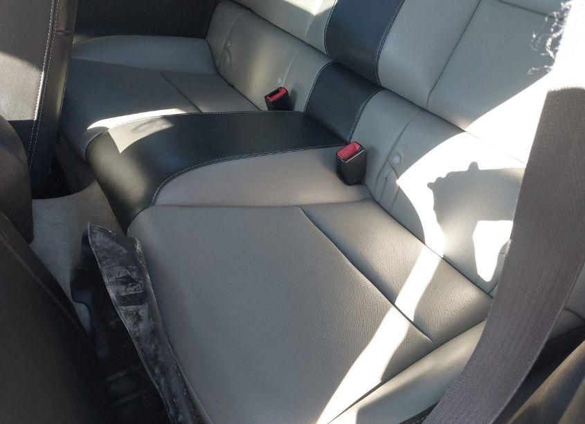 Photo 8 of 2012 Chevrolet Camaro 2LT (VIN 2G1FC1E39C9109974)