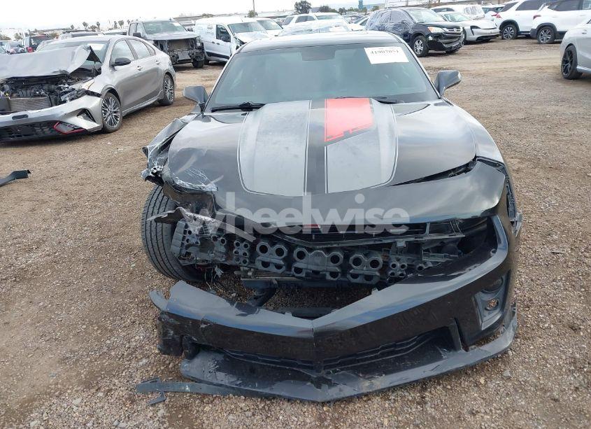 Photo 12 of 2012 Chevrolet Camaro 2LT (VIN 2G1FC1E39C9118240)
