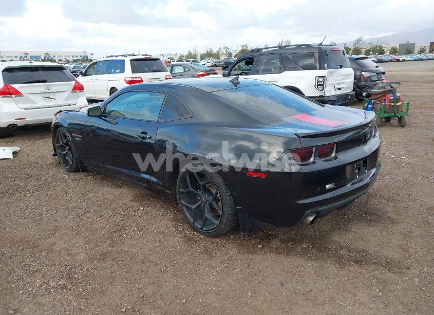 Photo 3 of 2012 Chevrolet Camaro 2LT (VIN 2G1FC1E39C9118240)